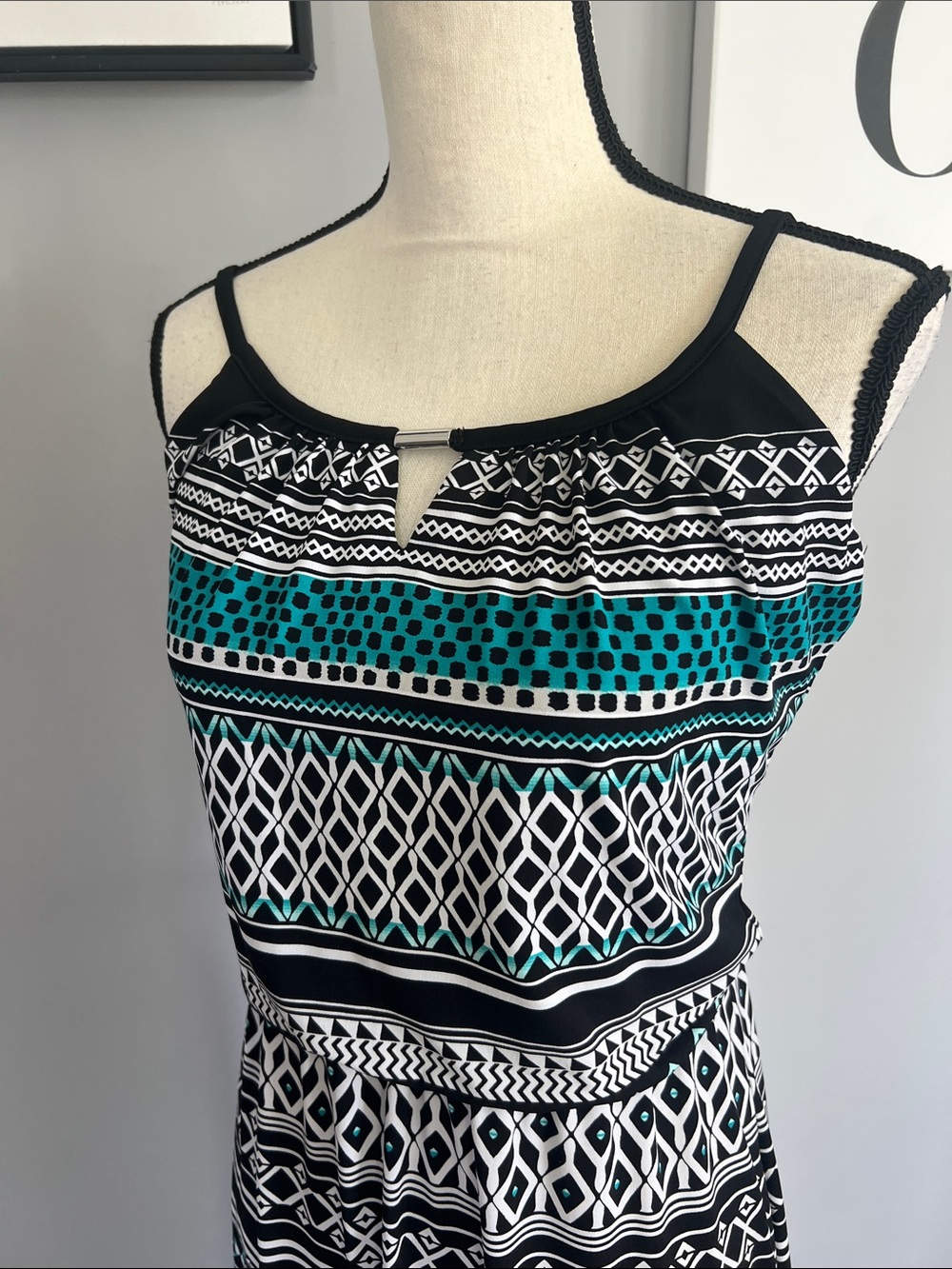 White House Black Market Maxi Dress - Picture 2 of 8